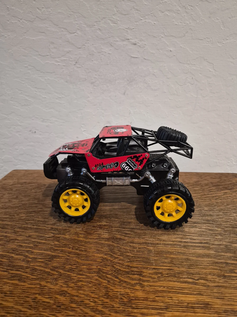 Mad Runner X Speed Friction Rock Crawler/Monster Truck Toy Car